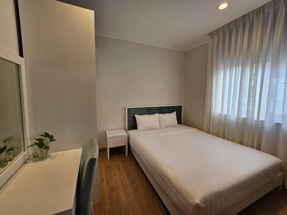 Song Hung 1 Luxury Hotel & Apartments Хошимин Экстерьер фото